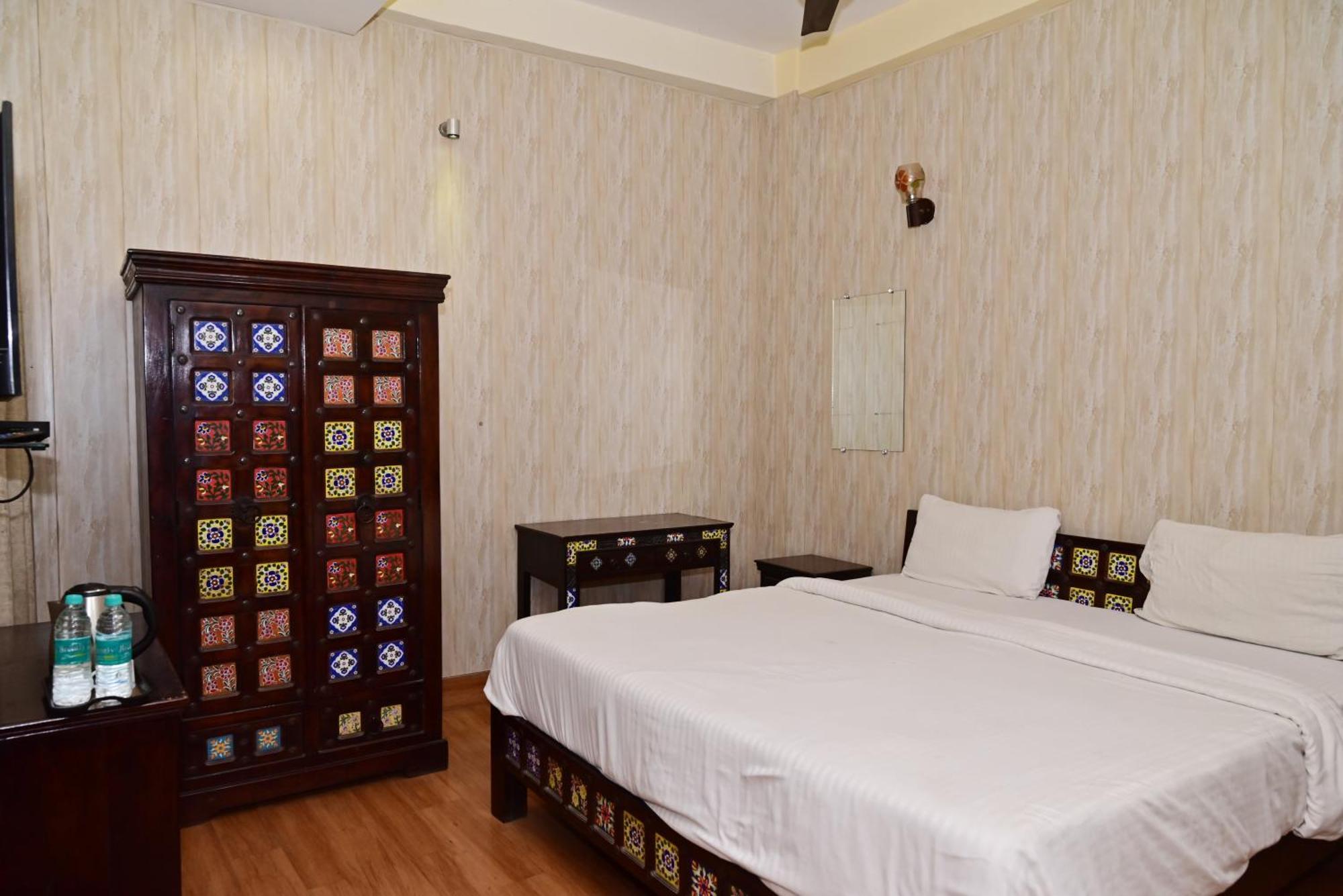 Ganga Monastery Bed & Breakfast Varanasi Ngoại thất bức ảnh