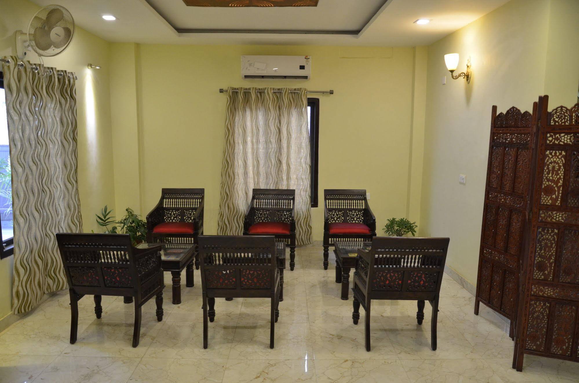 Ganga Monastery Bed & Breakfast Varanasi Ngoại thất bức ảnh